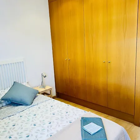 Beautiful 2 Bedrooms Spacious And Bright Sea Views Family Close To The Beach!